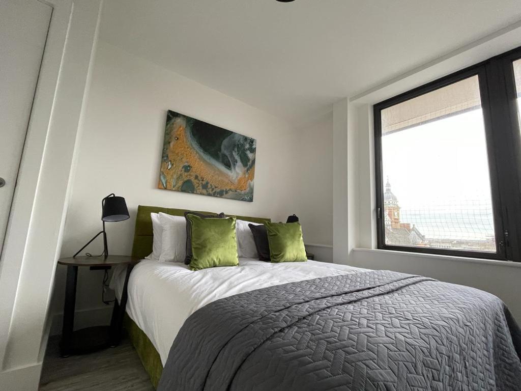 Kingsbridge Point - Cosy One Bed Apartments Near Town Centre, Суиндон Экстерьер фото